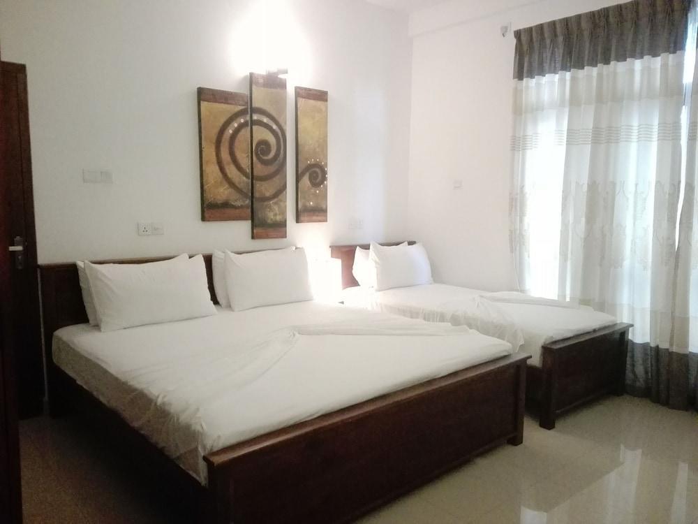 Vista Liyya Residence Канді Екстер'єр фото