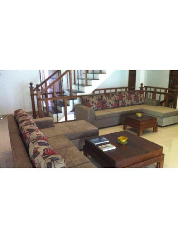 Vista Liyya Residence Канді Екстер'єр фото